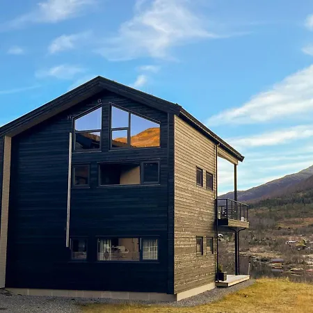 Fjellsaetra Alpegrend * Sykkylven