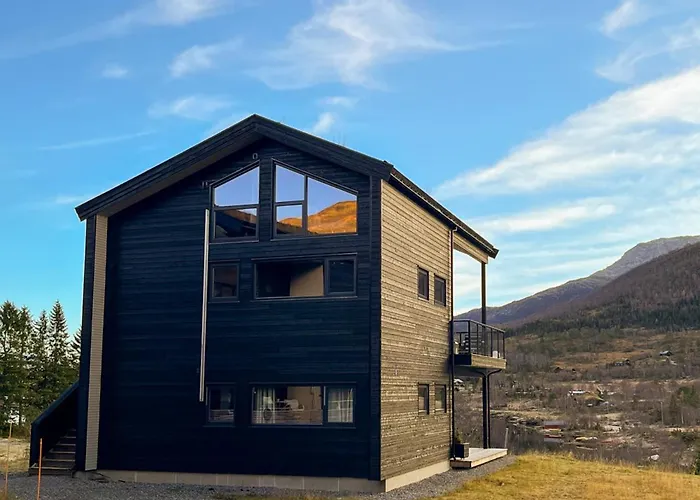 Fjellsaetra Alpegrend * Sykkylven